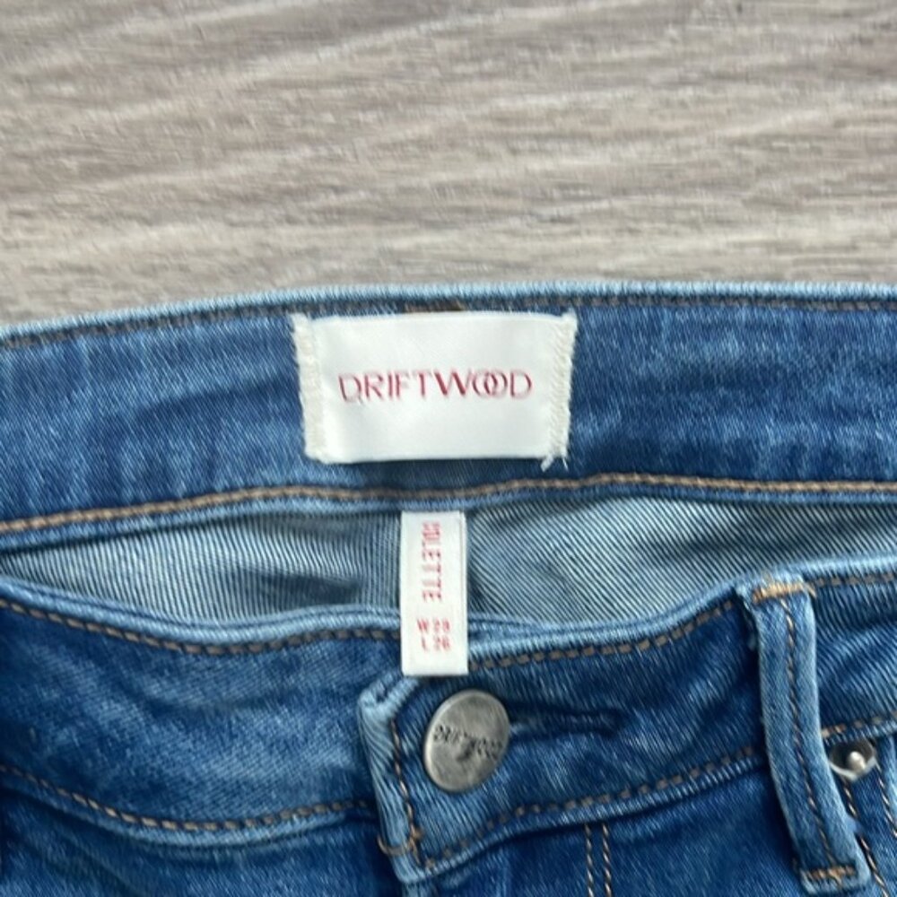 DRIFTWOOD Blue Jeans COLETTE Embroidered Paisley CROP Raw Hem 29 Excellent - Picture 4 of 5